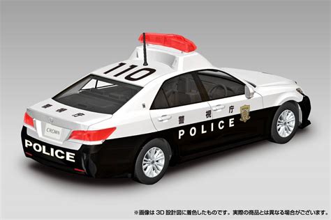 クラウン パトカー：都市の象徴とその多面的な役割